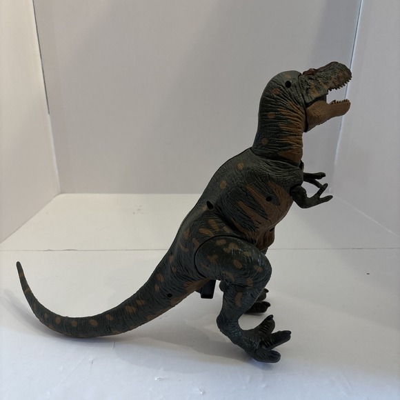 Terra by Battat Green Tyrannosaurus Rex Dinosaur 11" Light &‎ Sound Figure - Picture 4 of 8